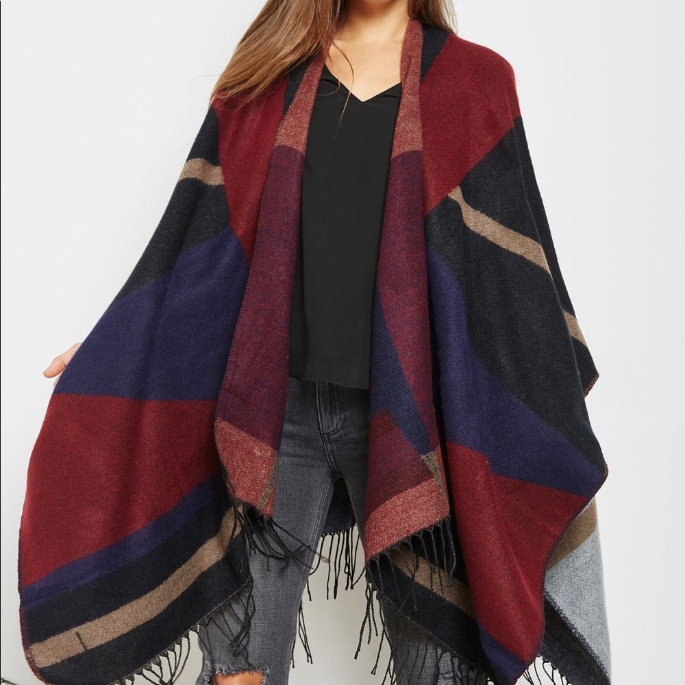 Vero Moda Color Block Poncho - Picture 1 of 4